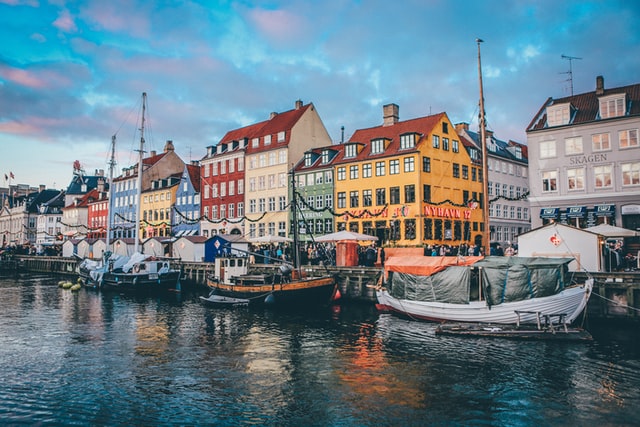 デンマーク、入国制限を解除